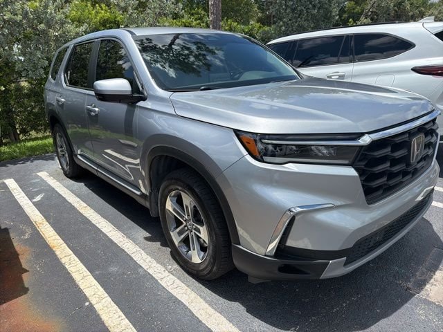 2023 Honda Pilot EX-L 8-Occupant 2WD's photo