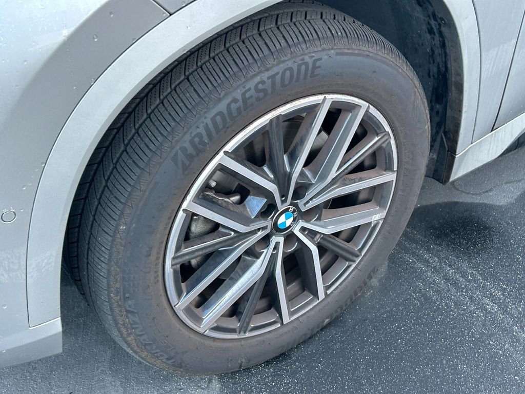 Certified Used 2023 Space Silver Metallic BMW xDrive28i image 3