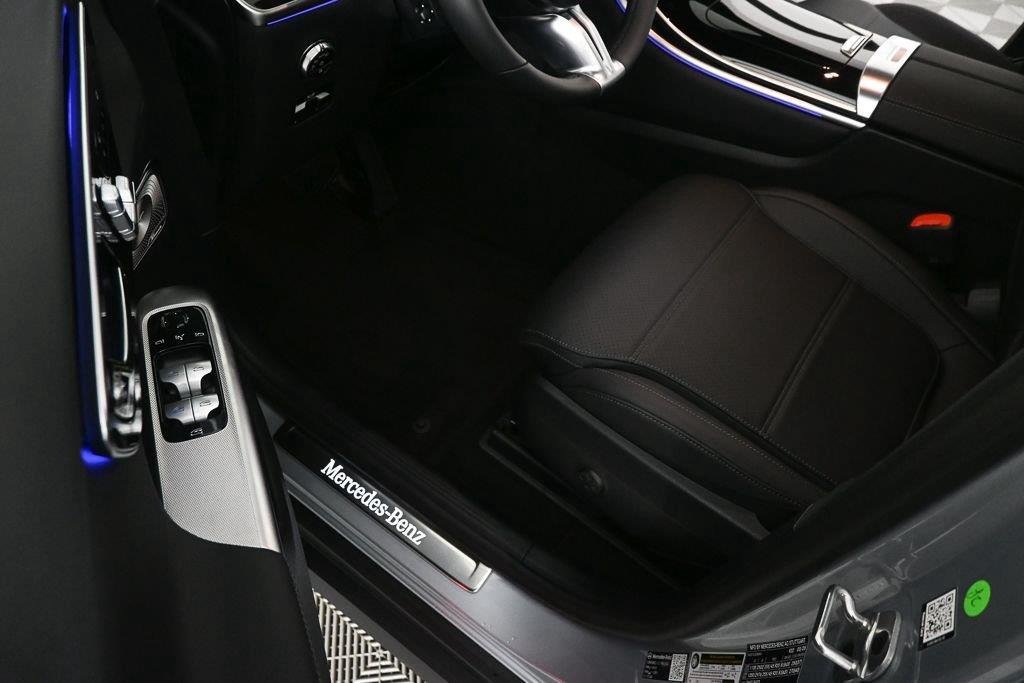 New 2026 Cirrus Silver Metallic Mercedes-Benz GLC 300 image 8