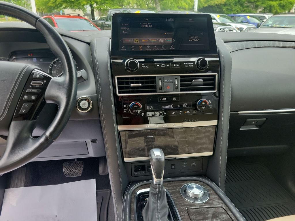 Used 2021 Black Nissan Platinum image 25