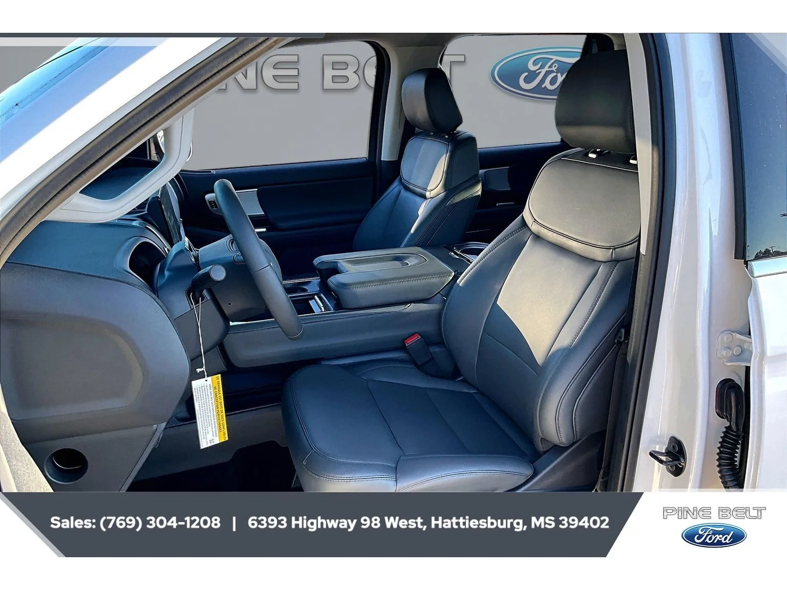 New 2027 Star White Metallic Tri-Coat Ford Active image 18