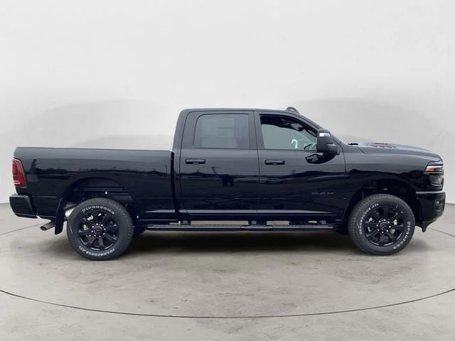 New 2026 Diamond Black Ram LARAMIE CREW CAB 4X4 6