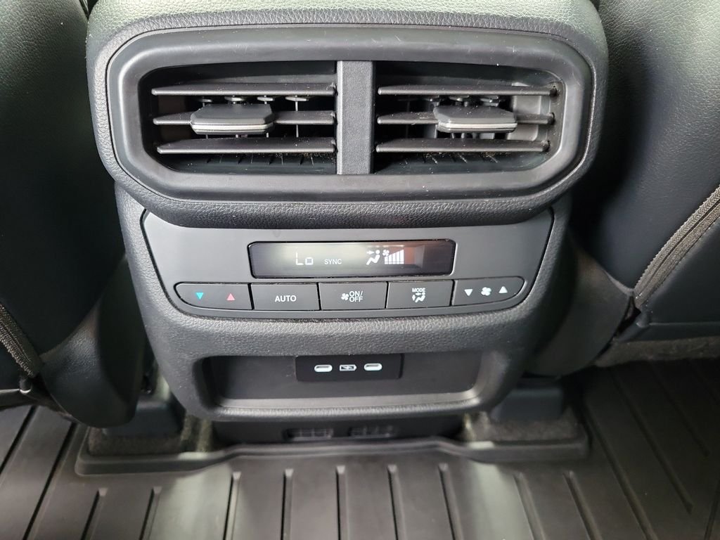 2024 Honda Pilot EX-L - Photo 18