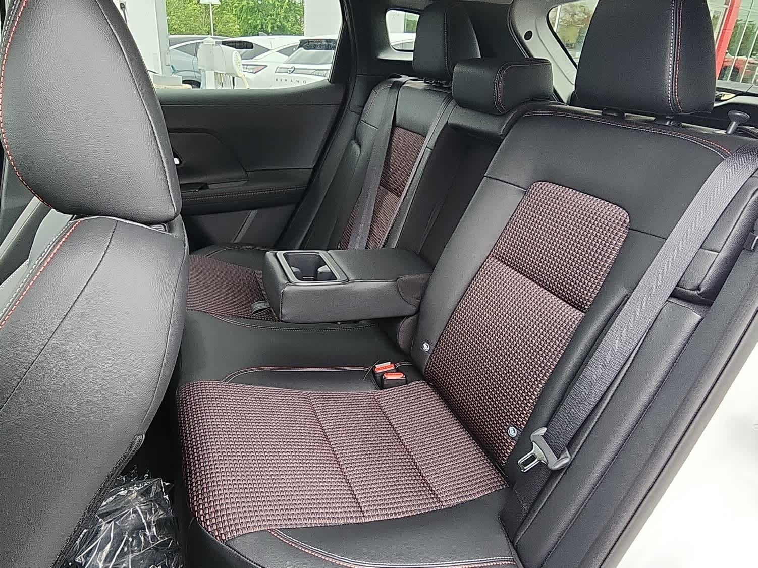 2025 Nissan Kicks SR - Photo 7