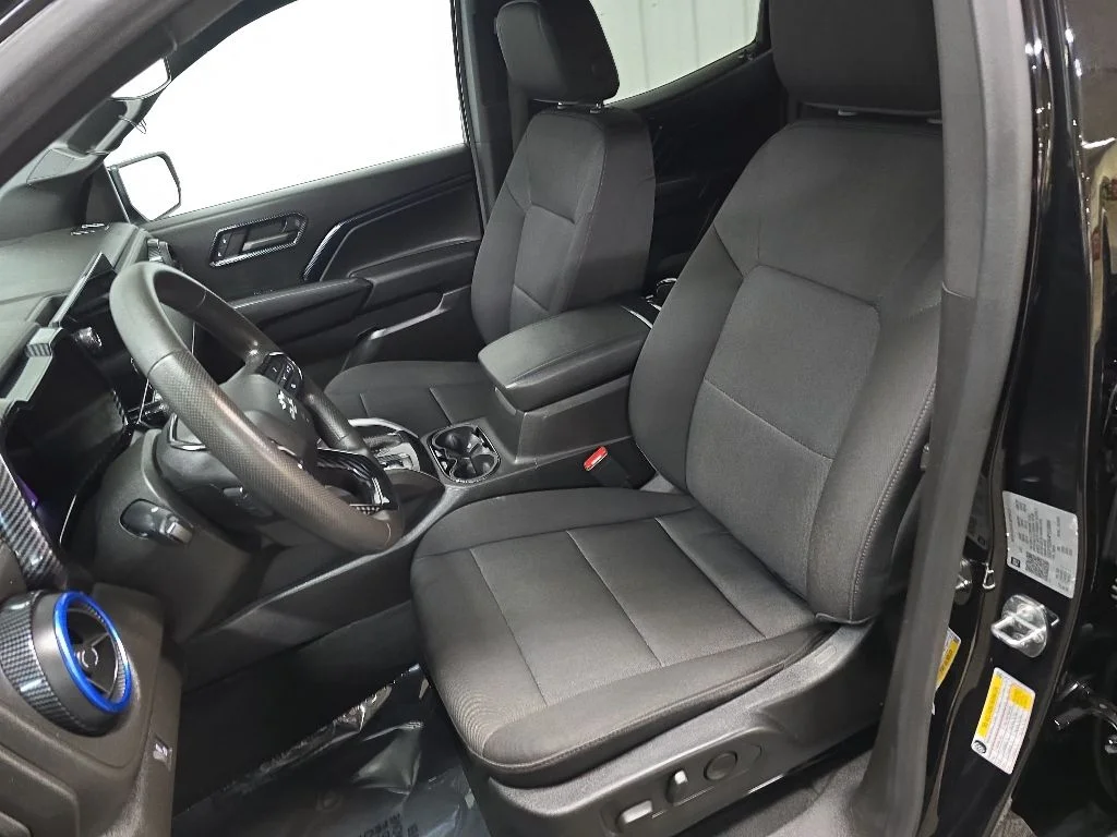 Used 2023 Black Chevrolet Trail Boss image 29