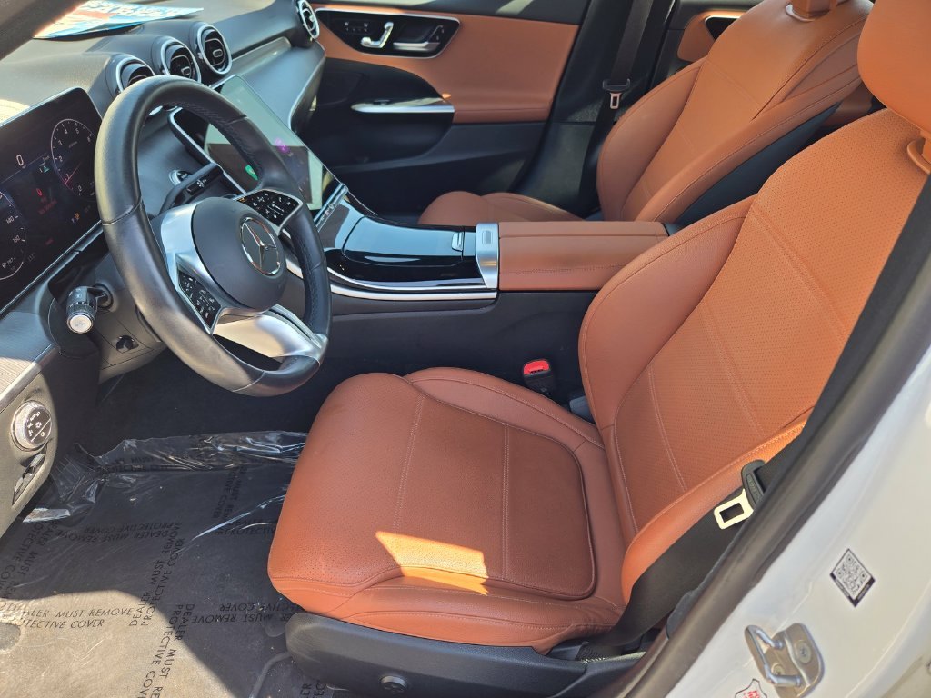 Used 2025  Mercedes-Benz C 300 image 11