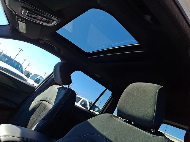 New 2025 Silver Jeep Laredo X image 14