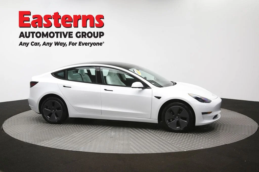 Used 2023 White Tesla Base image 41