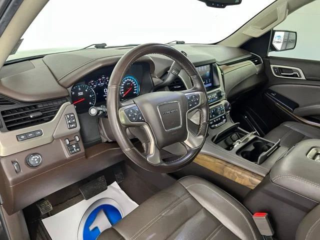 Used 2020 Gray GMC Denali image 12