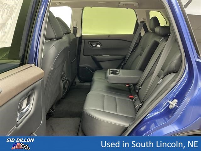 Used 2023 Caspian Blue Metallic Nissan SV image 18