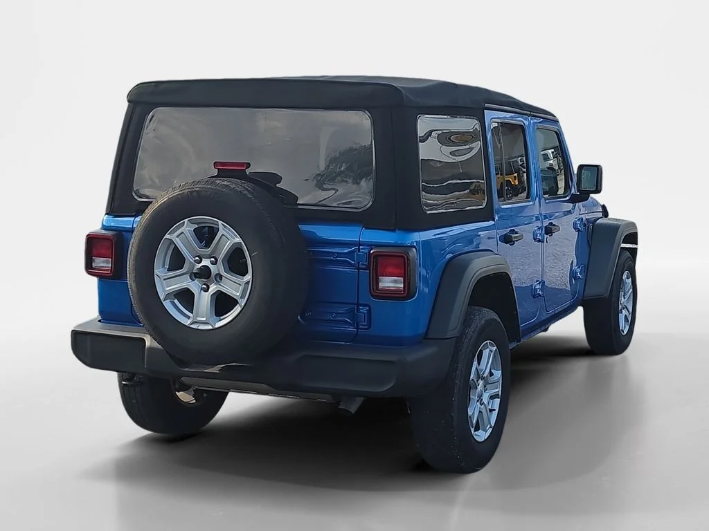 Used 2022 Blue Jeep Unlimited Sport S image 8
