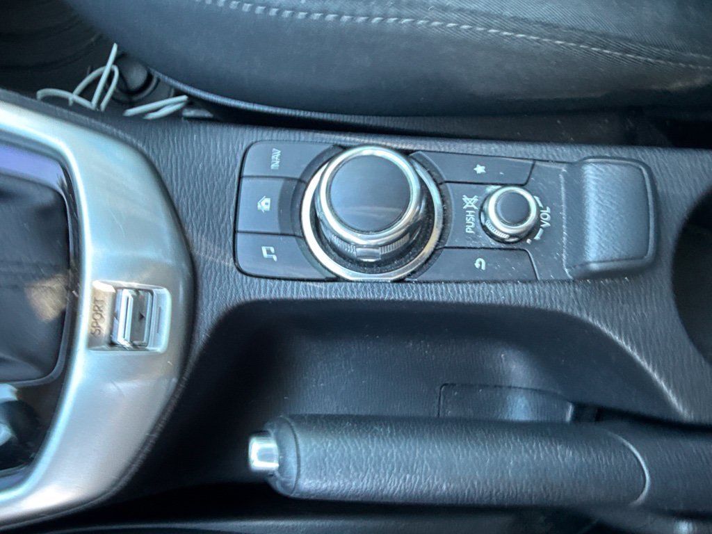 Used 2016 Blue Mazda Sport image 25