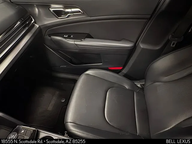 Used 2023 White Kia SX image 18