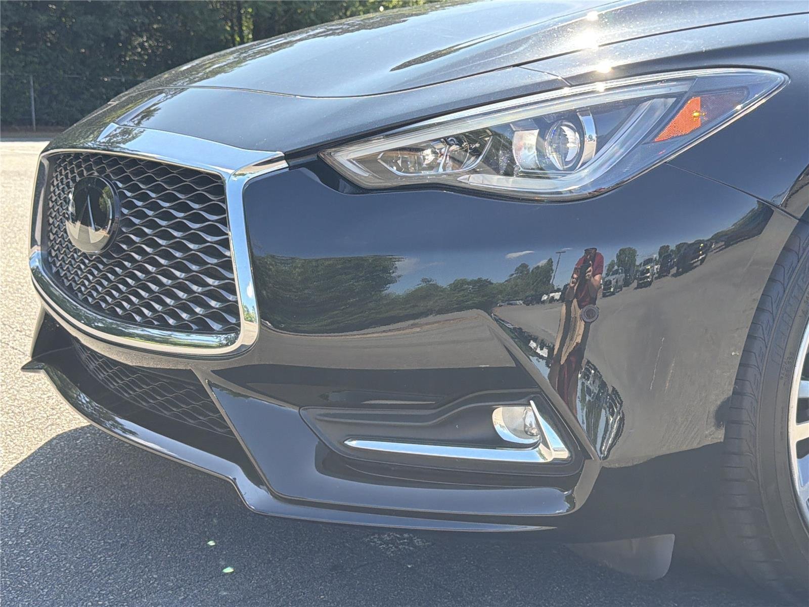 Used 2019 Black Obsidian INFINITI 3.0t LUXE image 27