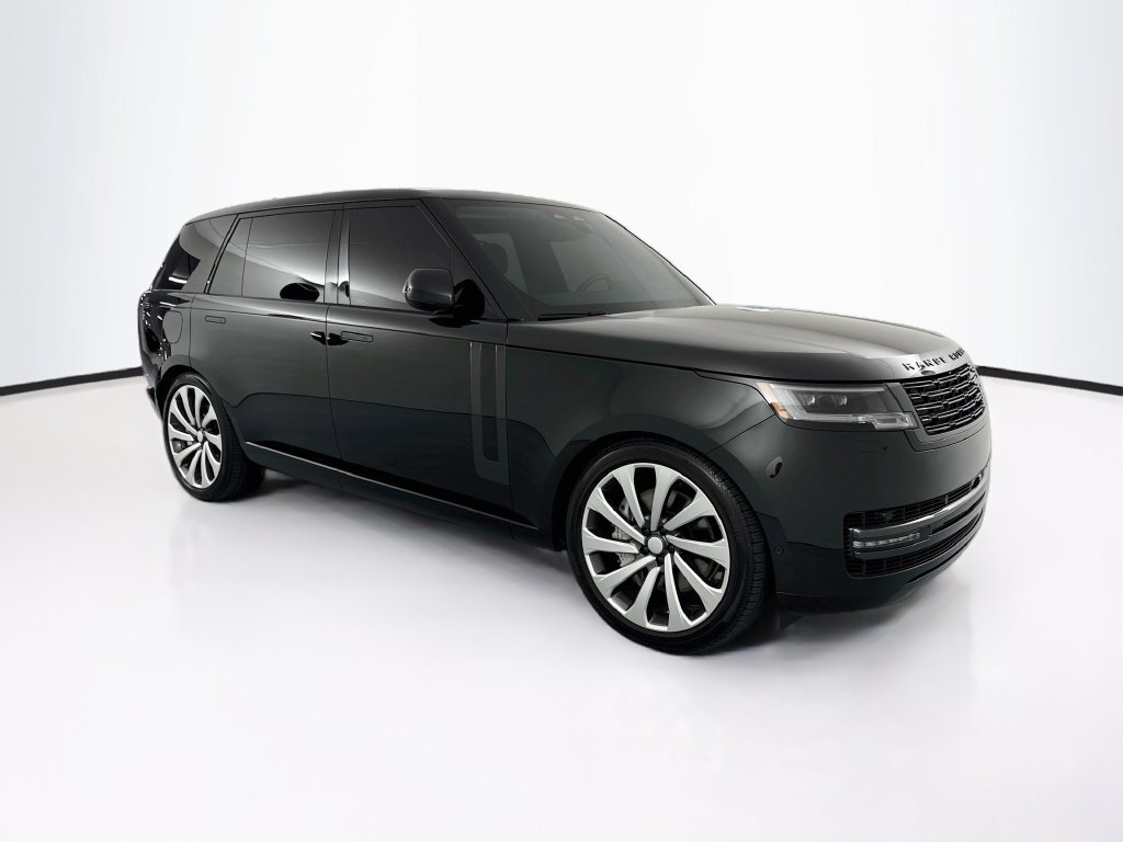 Certified Used 2025 Black Land Rover SE image 3