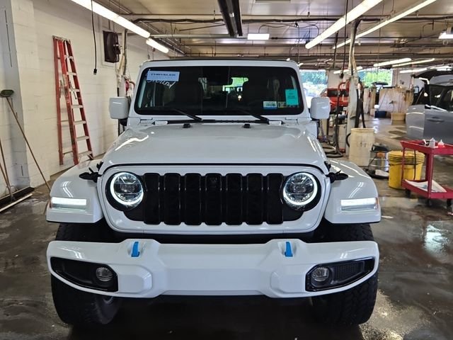 Used 2024 White Jeep High Altitude 4xe image 2