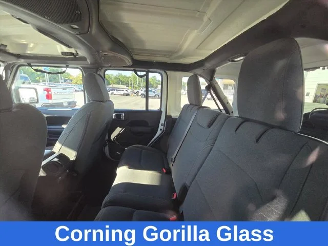 Used 2024 White Jeep Sport S image 29