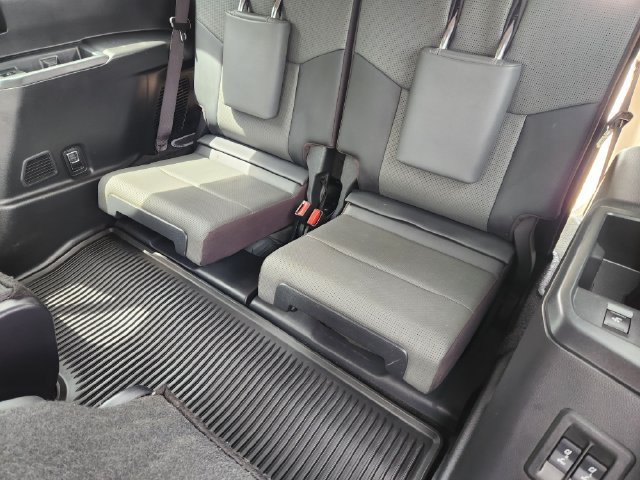 car-gallery-32
