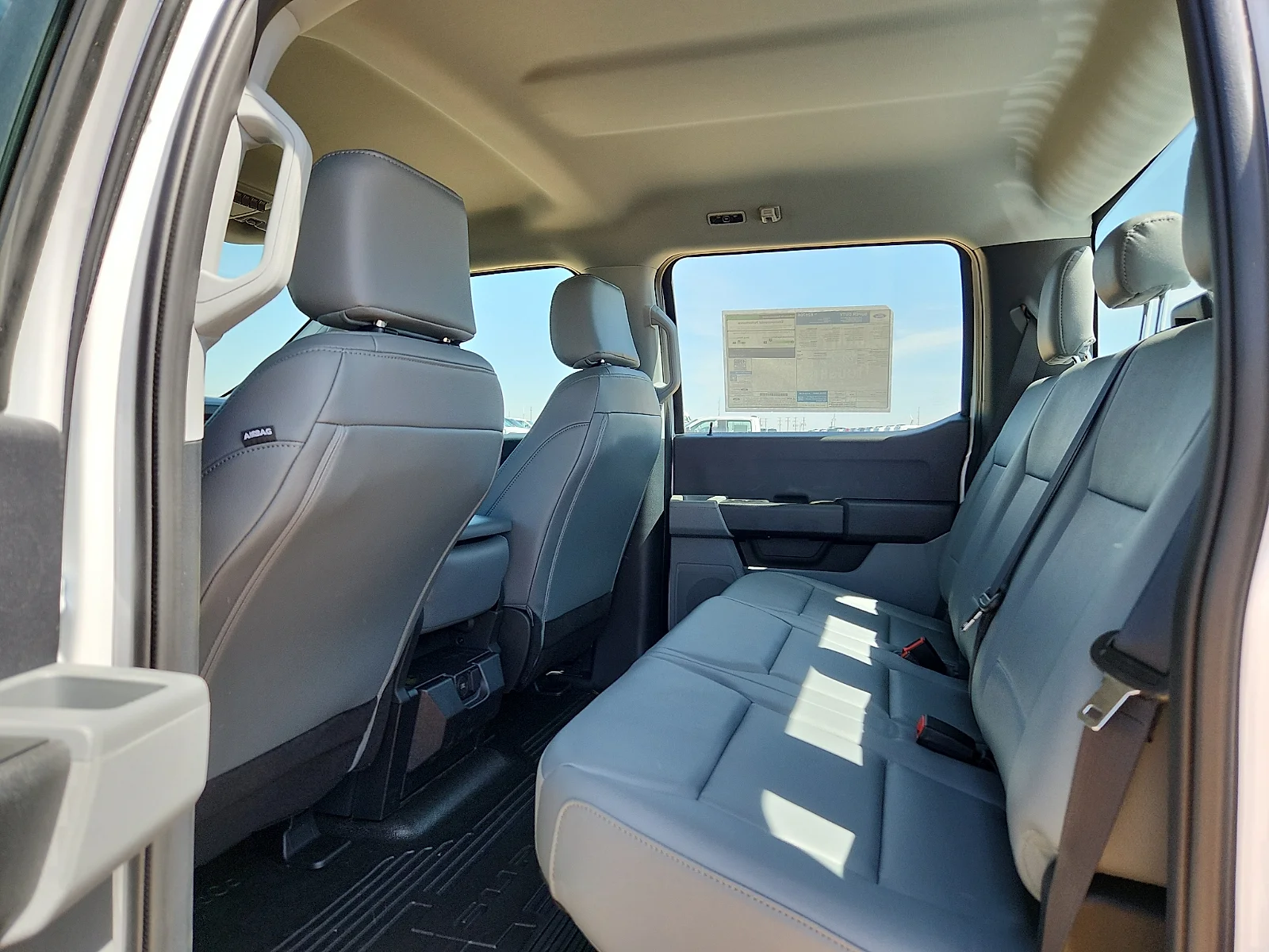 New 2026 Oxford White Ford F-450® XL image 18