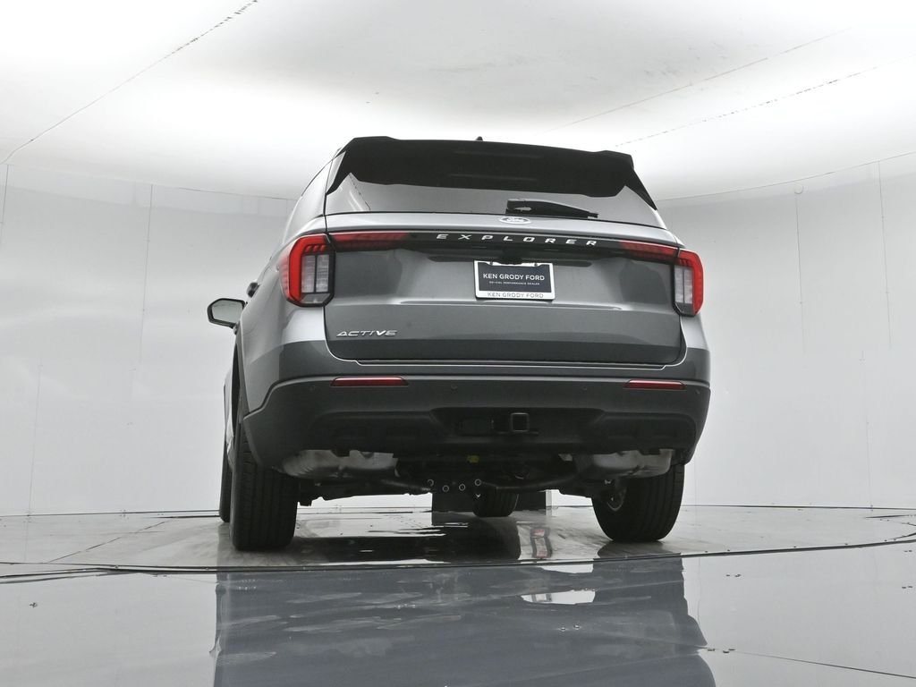 New 2026 Carbonized Gray Metallic Ford Active image 49