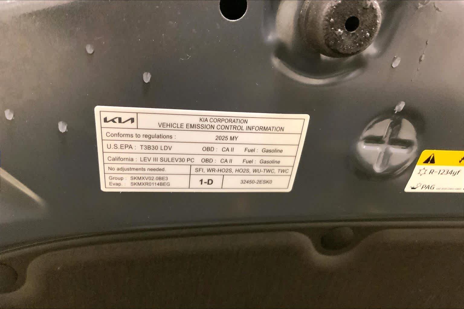 Used 2025 Gravity Gray Kia LX image 31