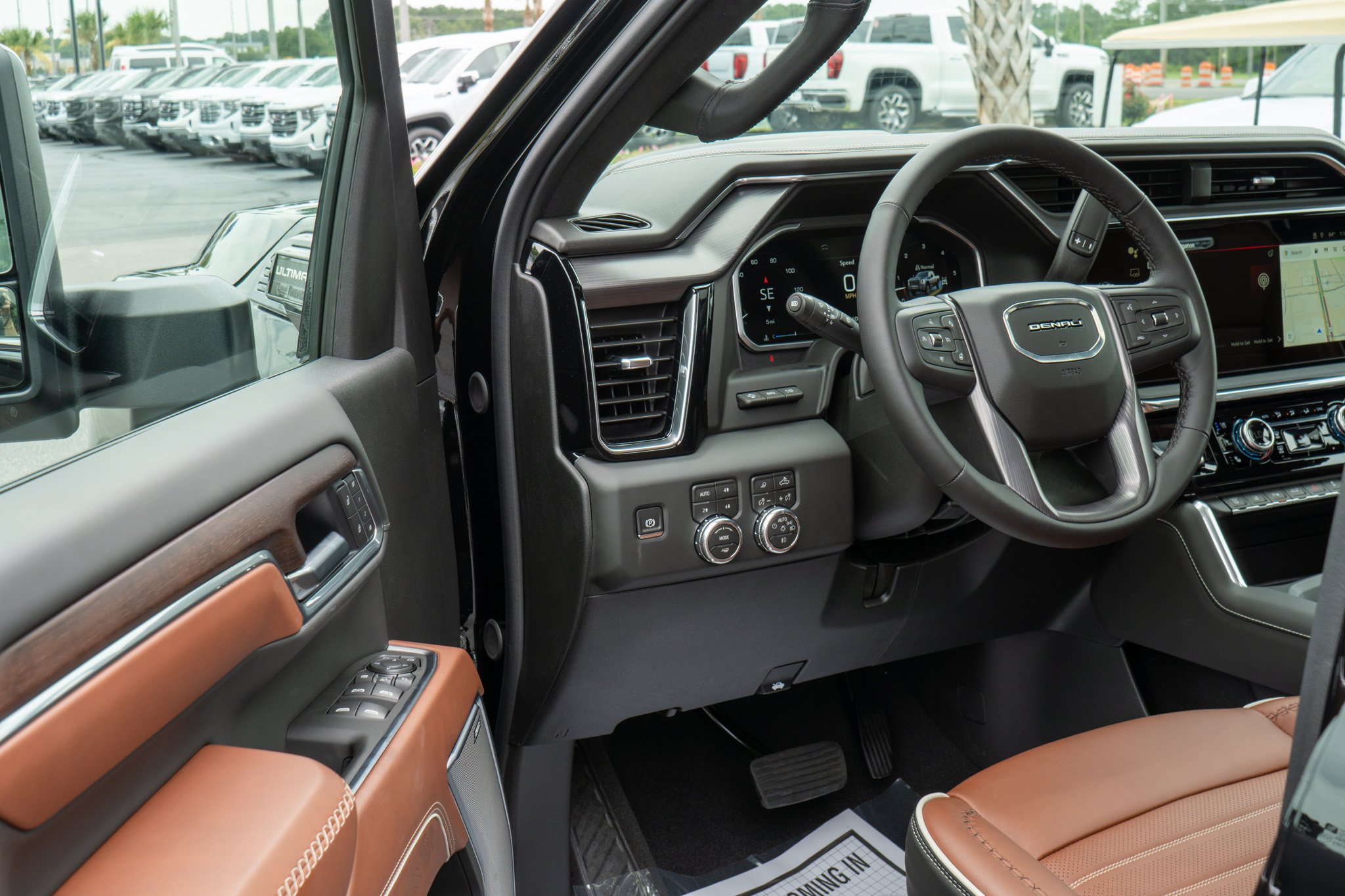 2026 GMC Sierra 2500HD Denali Ultimate - Photo 12