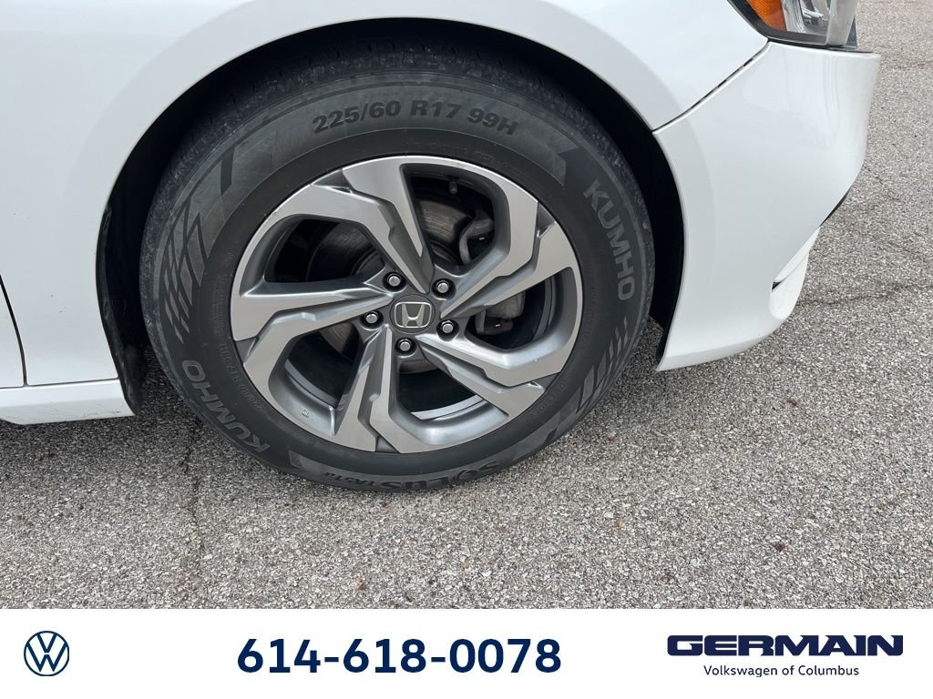 Used 2019 White Honda EX image 13
