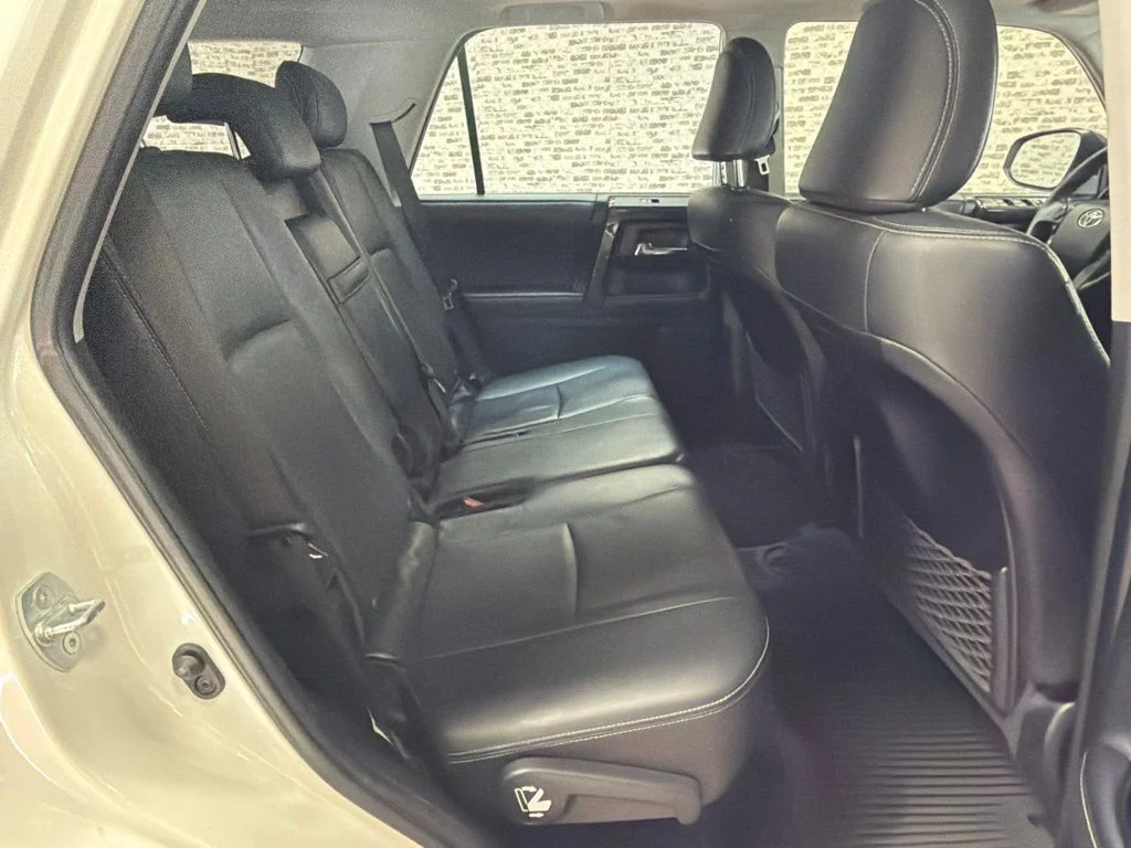 Used 2021 Blizzard Pearl Toyota Nightshade image 12