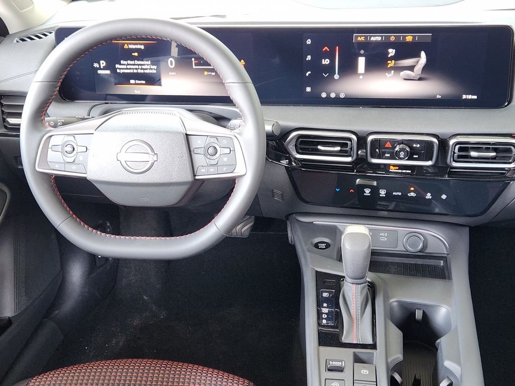 New 2026 Atlantic Gray Metallic / Super Black Two-tone Nissan SR image 26