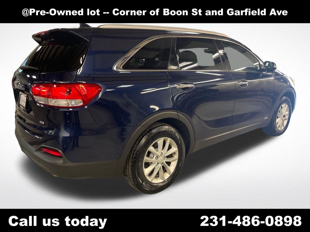 Used 2018 Blue Kia LX image 5