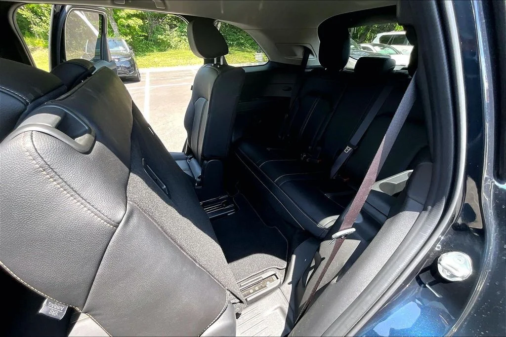 Used 2026 Blue Mazda 3.3 Turbo Select image 28
