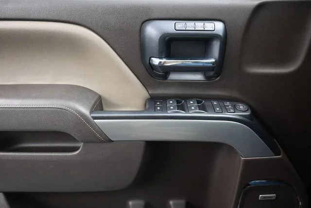 Used 2014 Black Chevrolet LTZ image 22