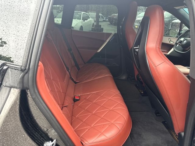 Used 2022 Black BMW xDrive50 image 10