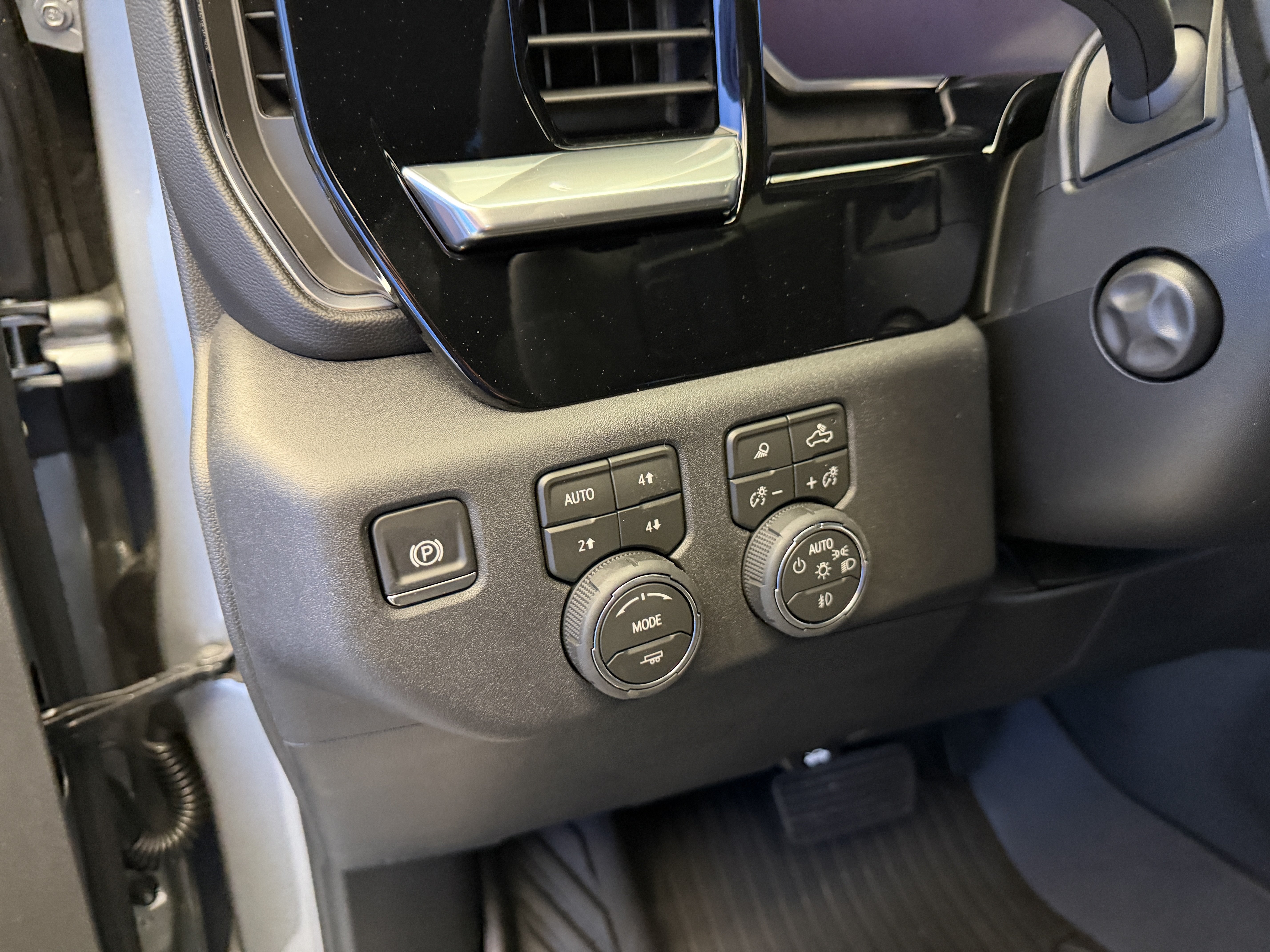 New 2026 Sterling Gray Metallic Chevrolet LTZ image 15
