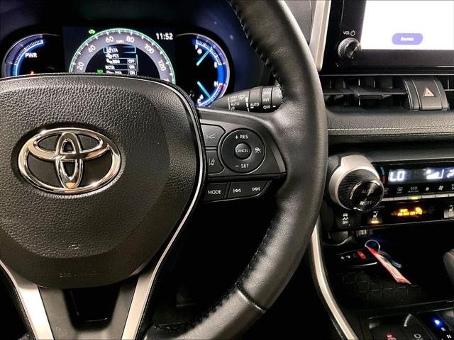 Certified Used 2025 MAGNETIC GRAY MET. Toyota  image 24