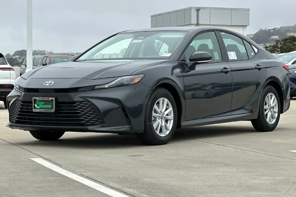 New 2026 Underground Toyota  LE image 8