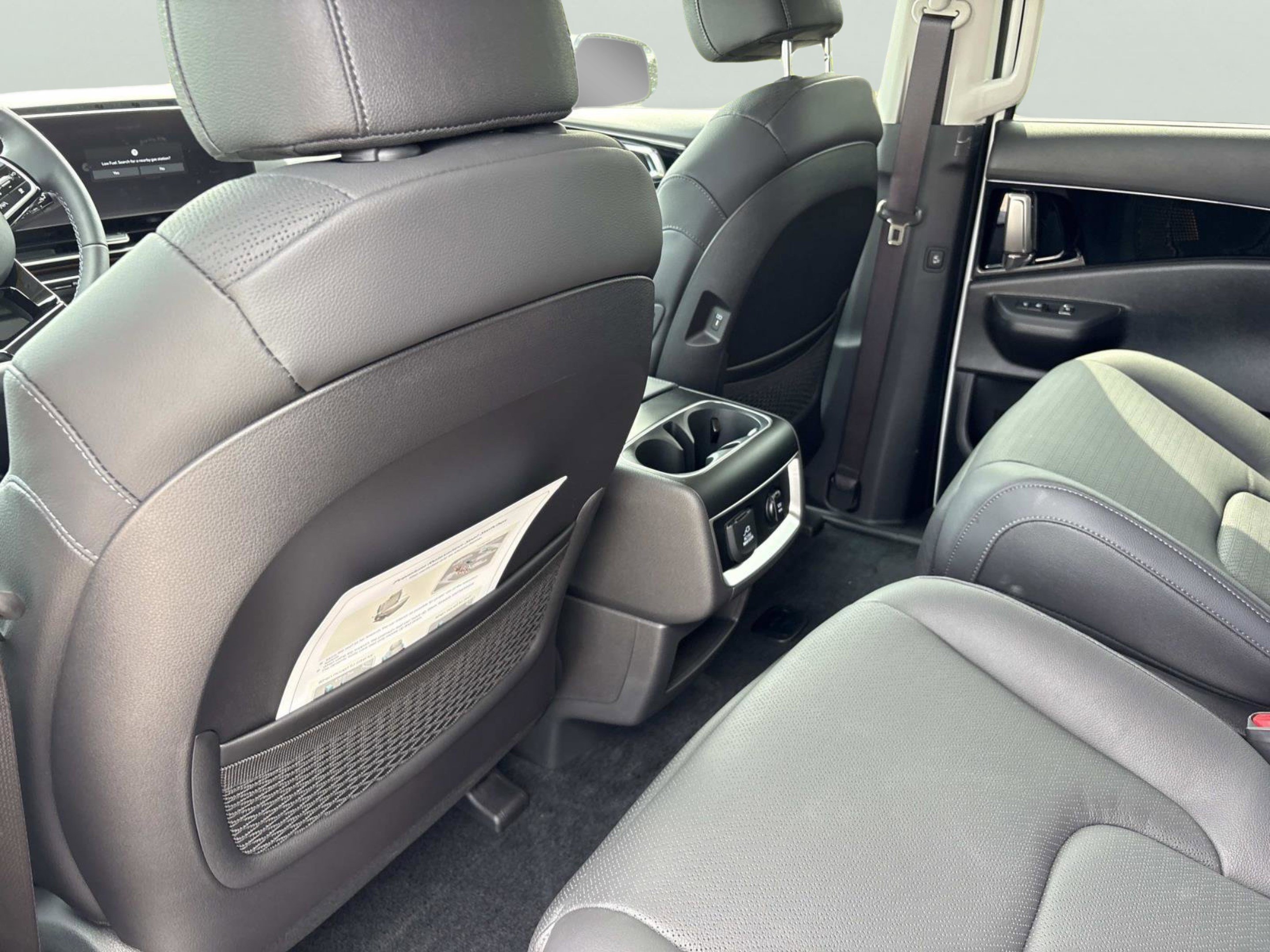 New 2026 Snow White Pearl Kia SX Prestige image 14