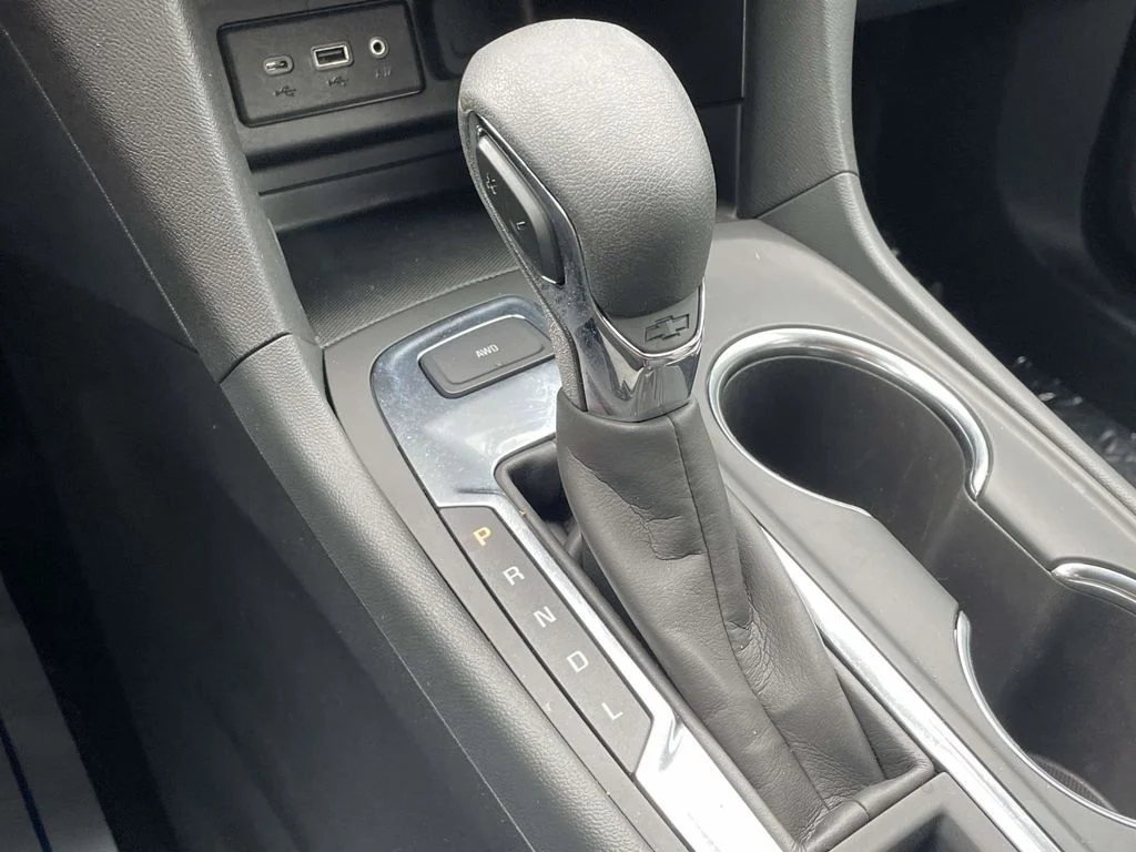 Used 2024 Gray Chevrolet LS image 39