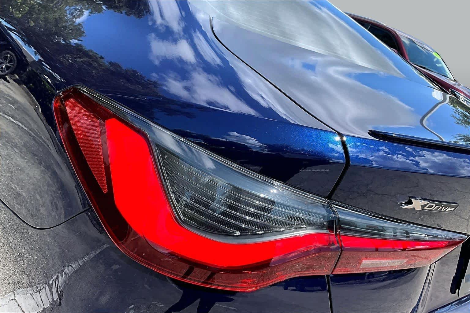 Used 2022 Tanzanite Blue II Metallic BMW M440i xDrive image 29
