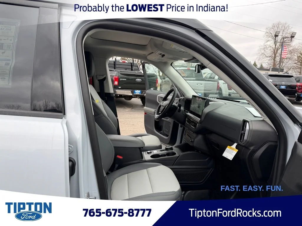 New 2026 Space White Metallic Ford Badlands® image 22