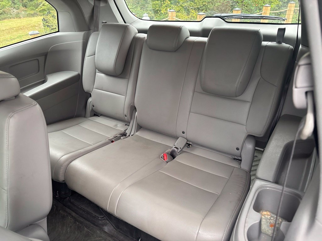 Used 2017 Modern Steel Metallic Honda EX-L image 10