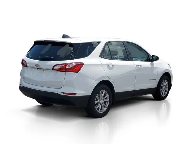 Used 2020 SUMMIT WHITE Chevrolet LS image 4