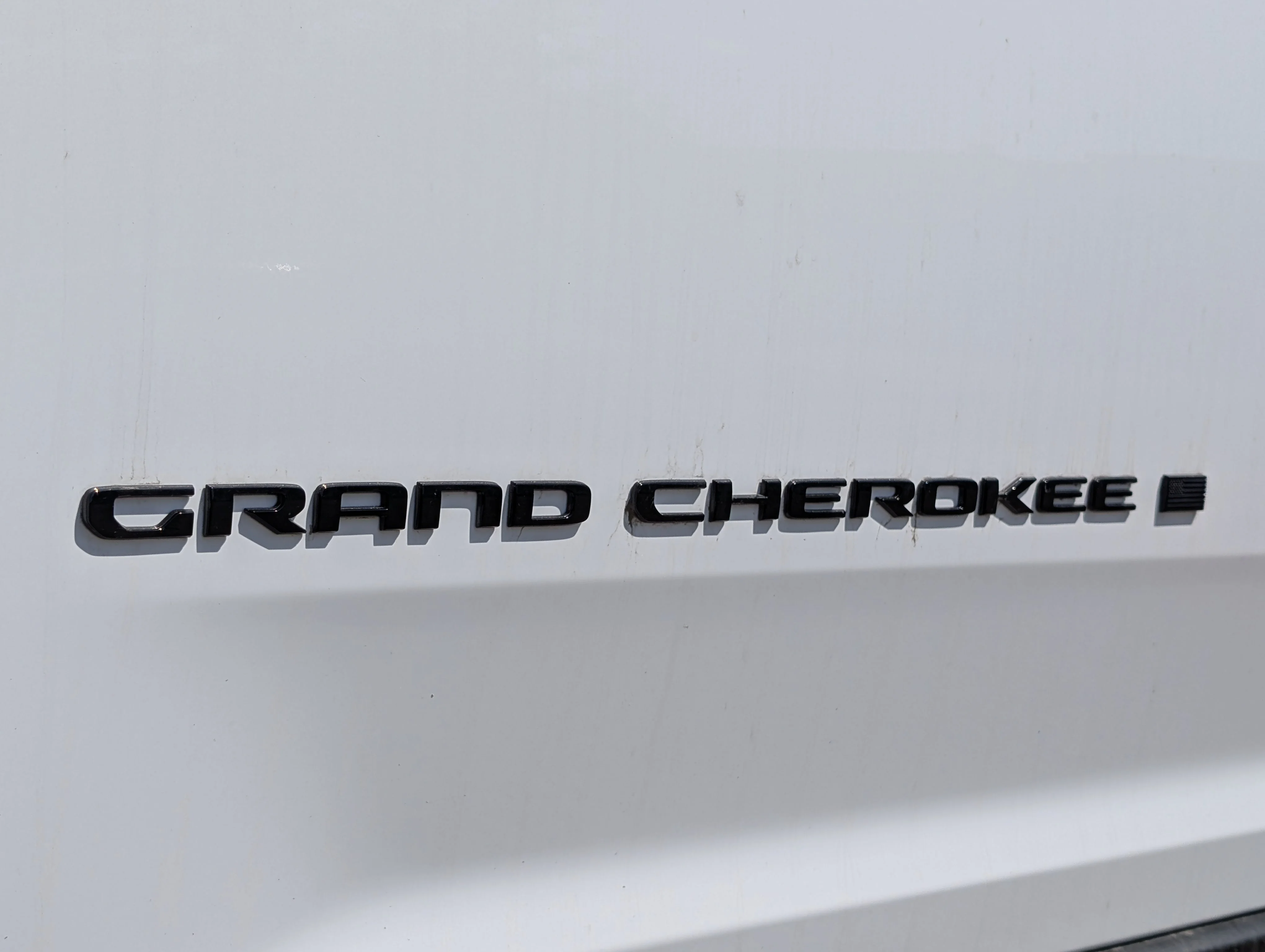 New 2025 Bright White Jeep Altitude image 15