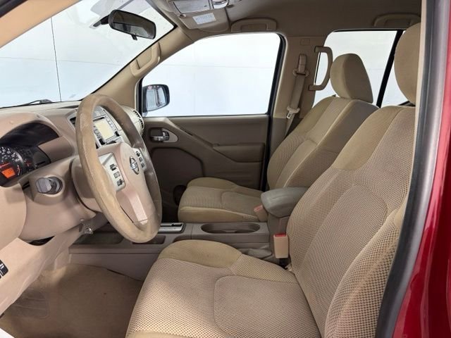 Used 2018 Red Nissan SV image 11