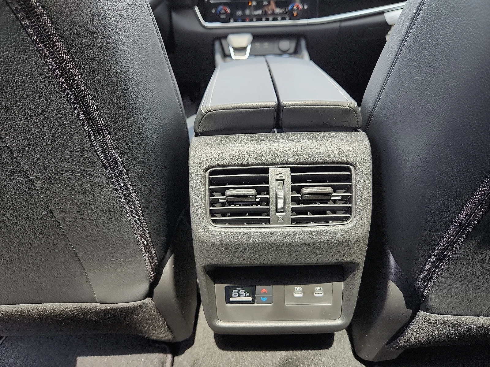 New 2025 QBE Everest WH Nissan SL Front-Wheel Drive image 12
