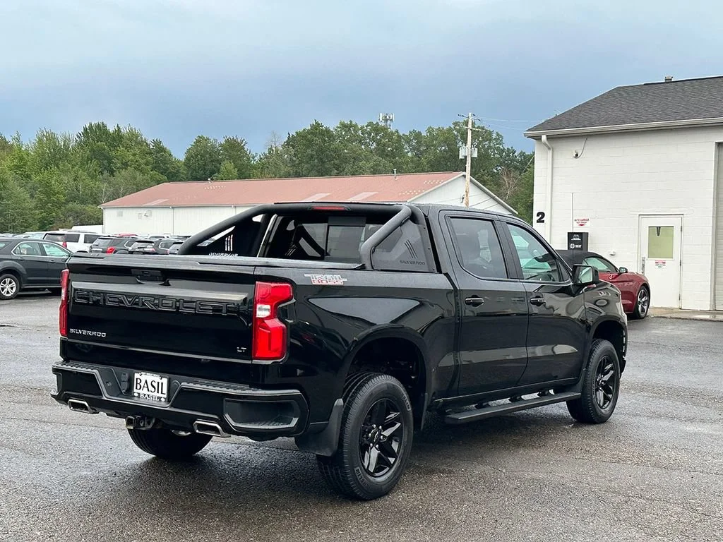 Used 2020 BLACK Chevrolet LT Trail Boss image 12