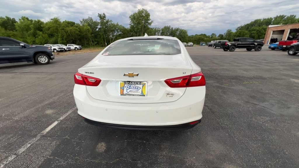 Used 2024 Summit White Chevrolet 1LT image 7