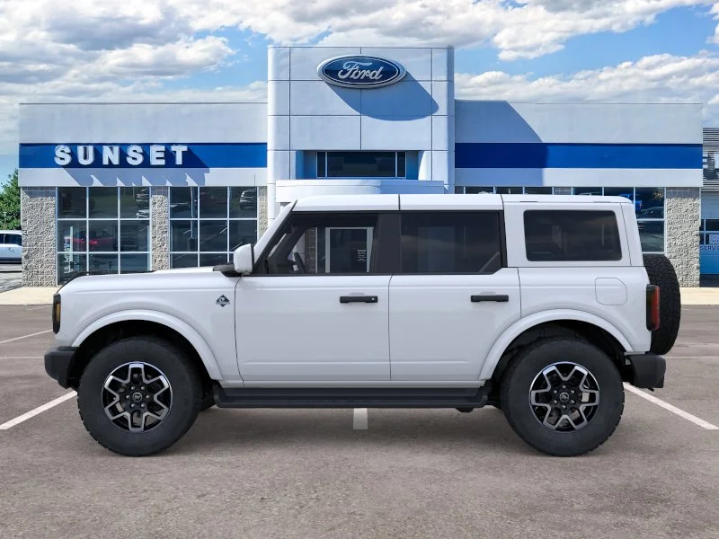 New 2026 Oxford White Ford Outer Banks image 3