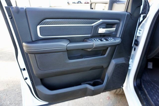 New 2026 Bright White Clear-Coat Exterior Paint RAM Big Horn image 28