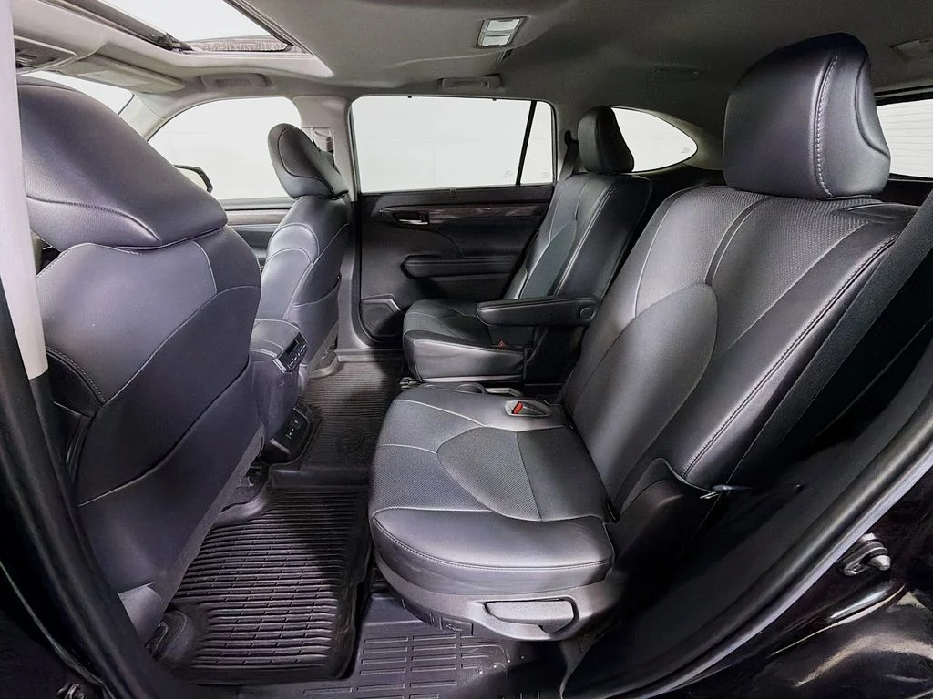 Used 2022 Brown Toyota Limited image 25